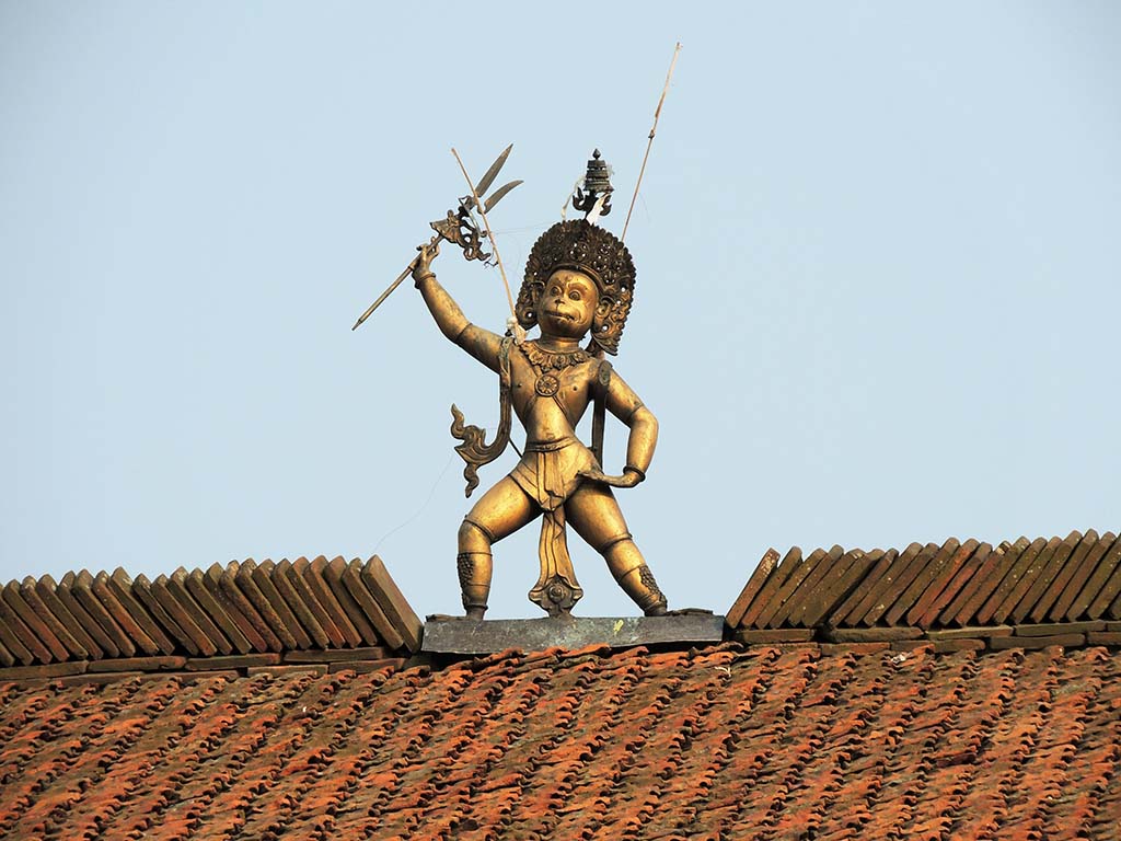 926 - Caratteristico tetto nella citta' vecchia di Patan - Nepal