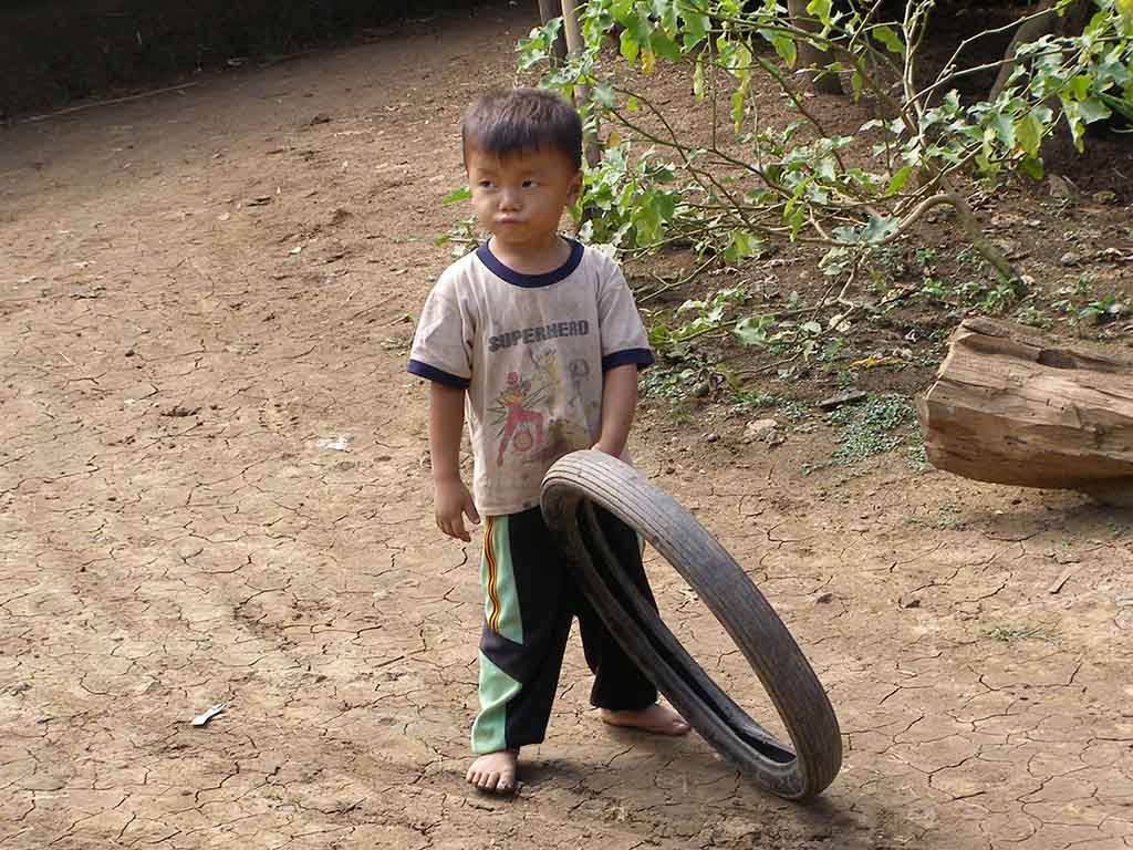 591 - Villaggio etnia Hmong - Laos